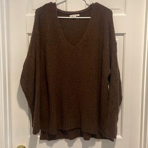 Low VNeck AE Sweater